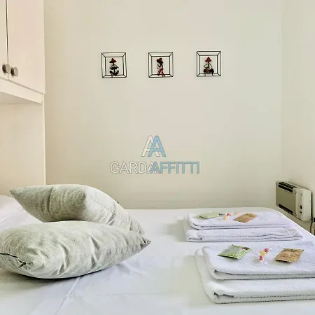 Azzurrite - - Gardaaffitti Com *