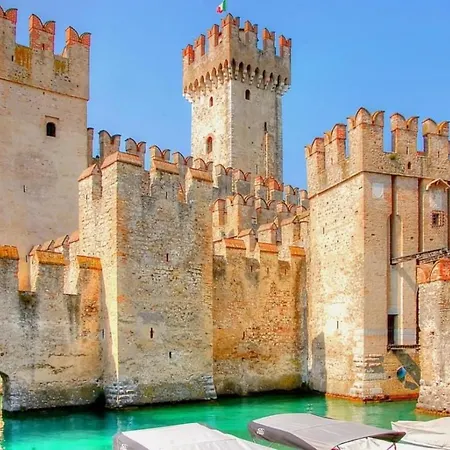 Azzurrite - - Gardaaffitti Com Sirmione