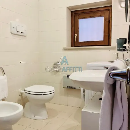 Appartement Azzurrite - - Gardaaffitti Com Sirmione