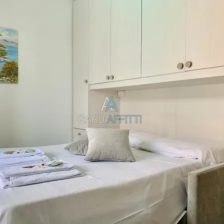 Appartement Azzurrite - - Gardaaffitti Com